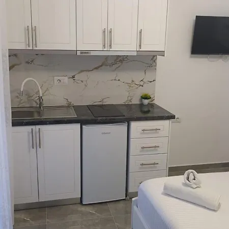 Miri's ゲストハウス 3*