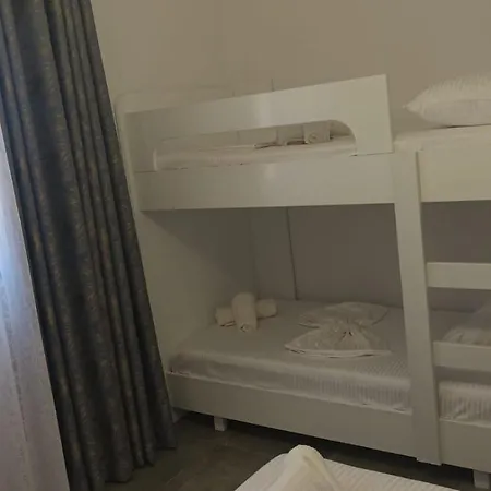 Πανσιόν Miri's 3*