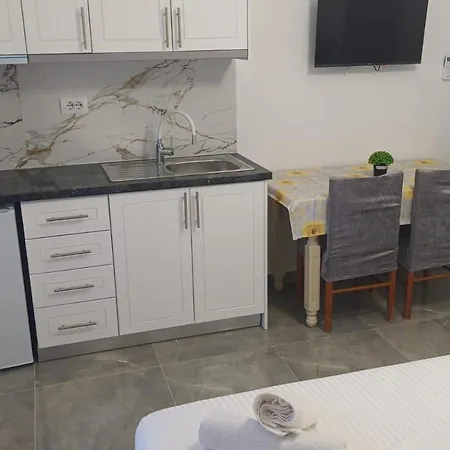 ゲストハウス Miri's